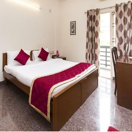 Hotel Felicity Inn Egl By Sky Stays Bangalore Eksteriør billede