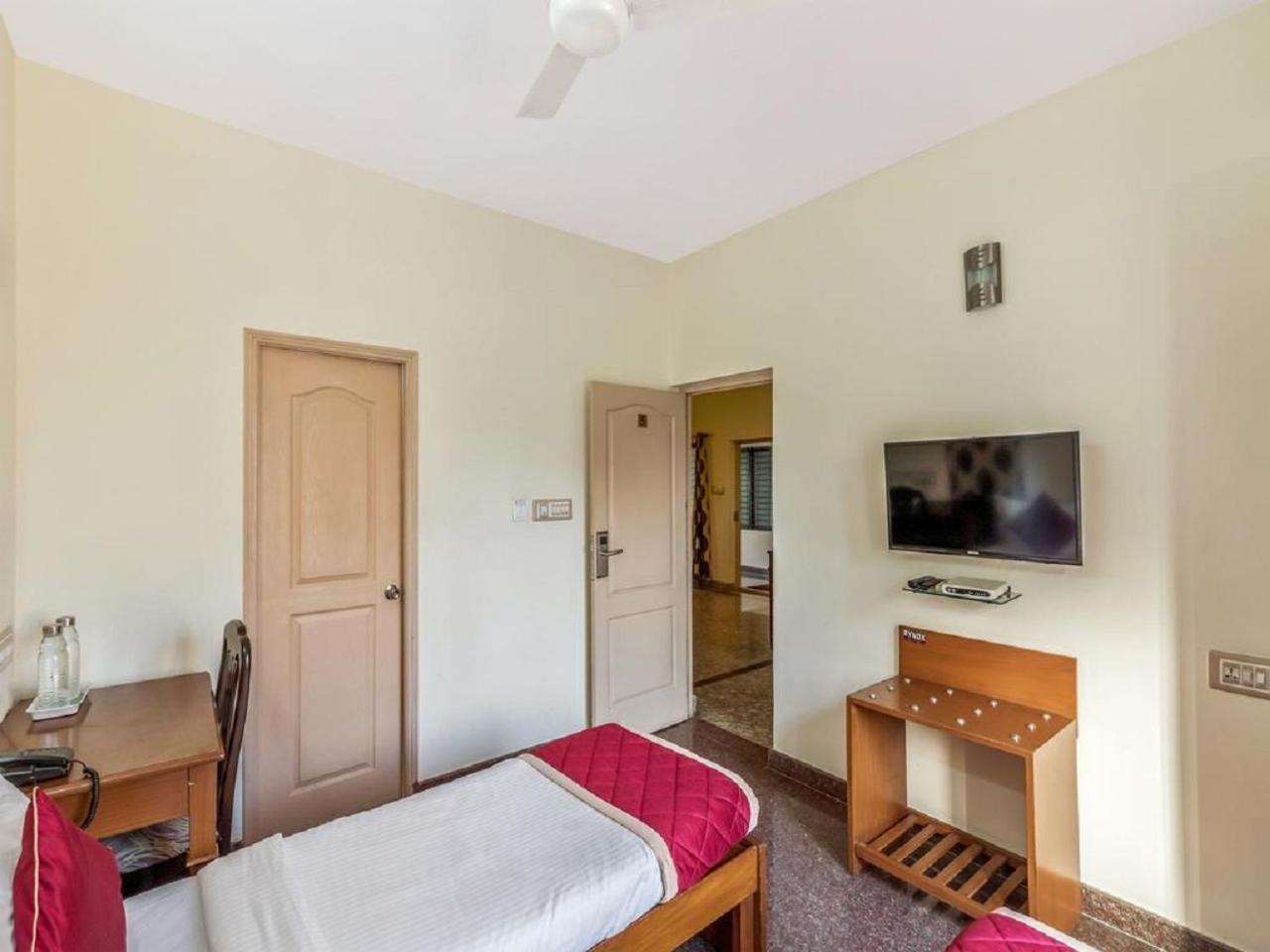 Hotel Felicity Inn Egl By Sky Stays Bangalore Eksteriør billede