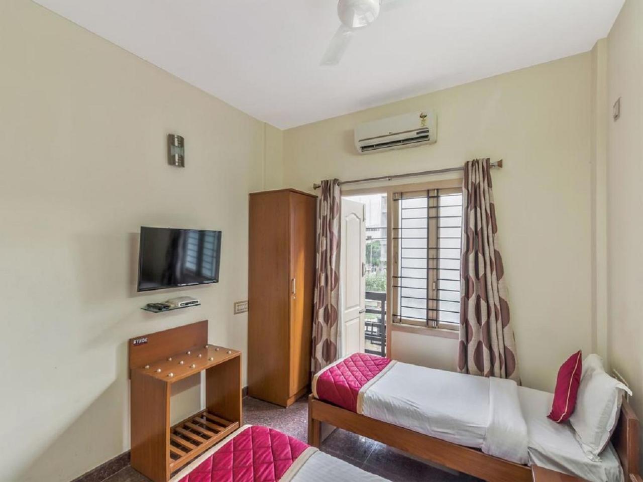 Hotel Felicity Inn Egl By Sky Stays Bangalore Eksteriør billede