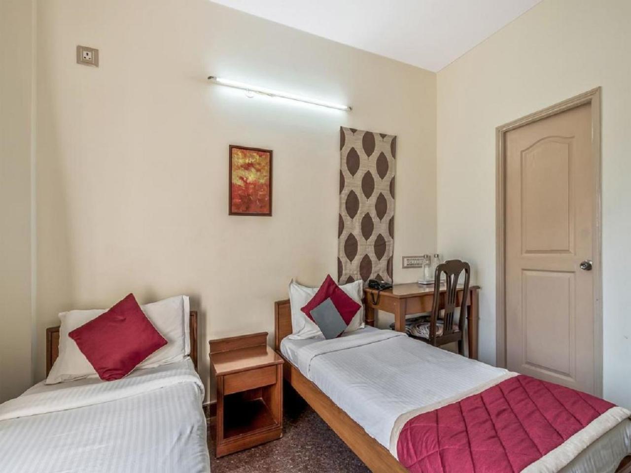 Hotel Felicity Inn Egl By Sky Stays Bangalore Eksteriør billede