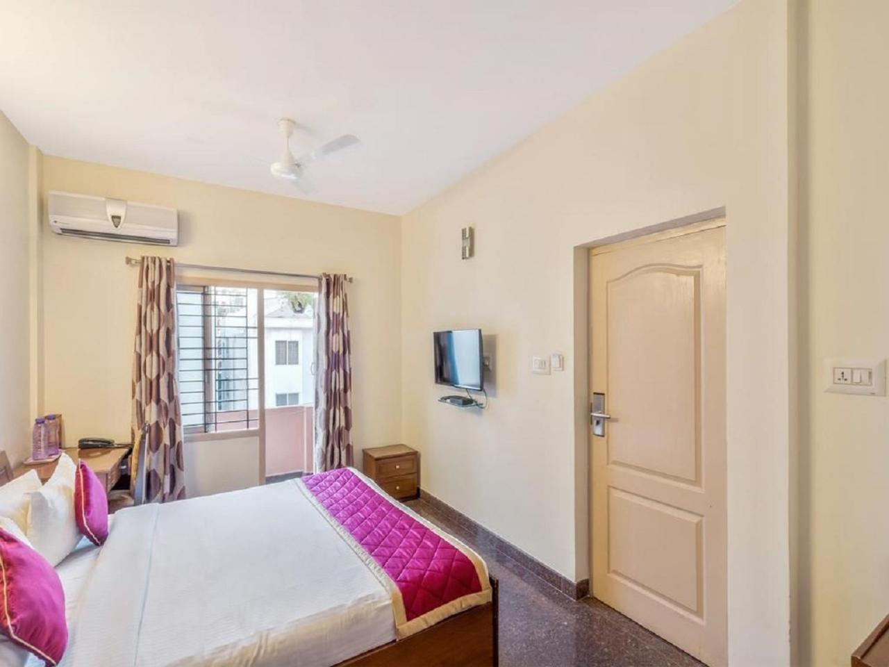 Hotel Felicity Inn Egl By Sky Stays Bangalore Eksteriør billede